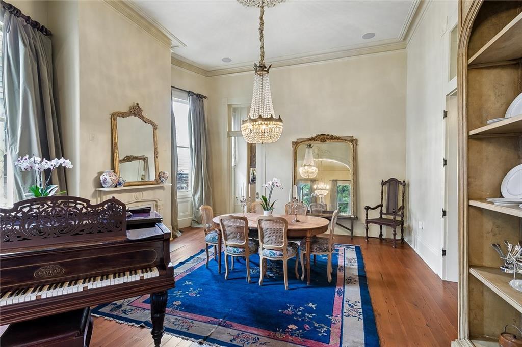 622 ESPLANADE Avenue