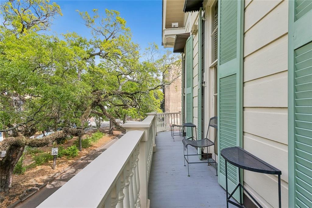 622 ESPLANADE Avenue