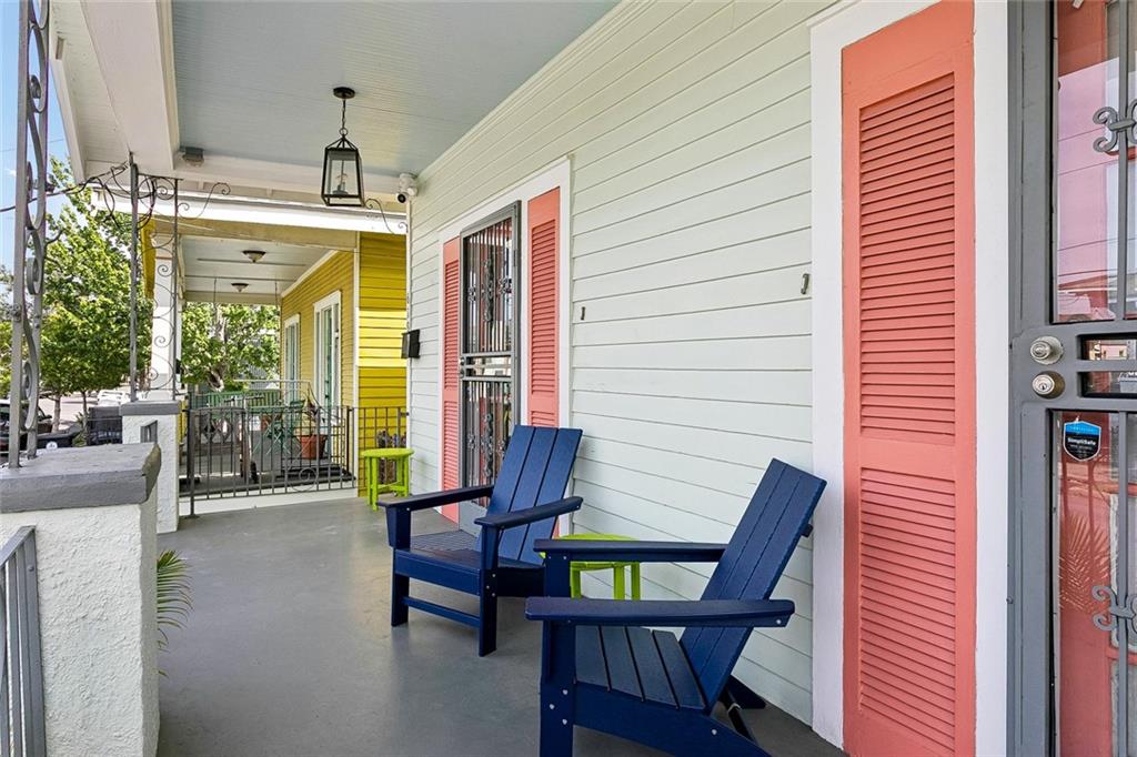 619 NINTH Street Left