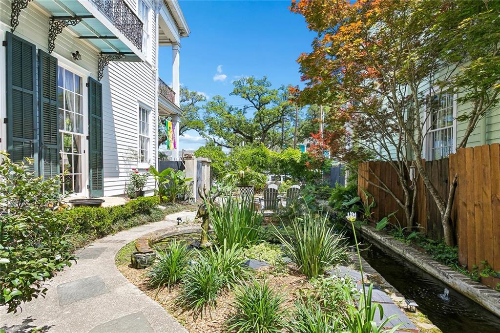 1252 ESPLANADE Avenue 2