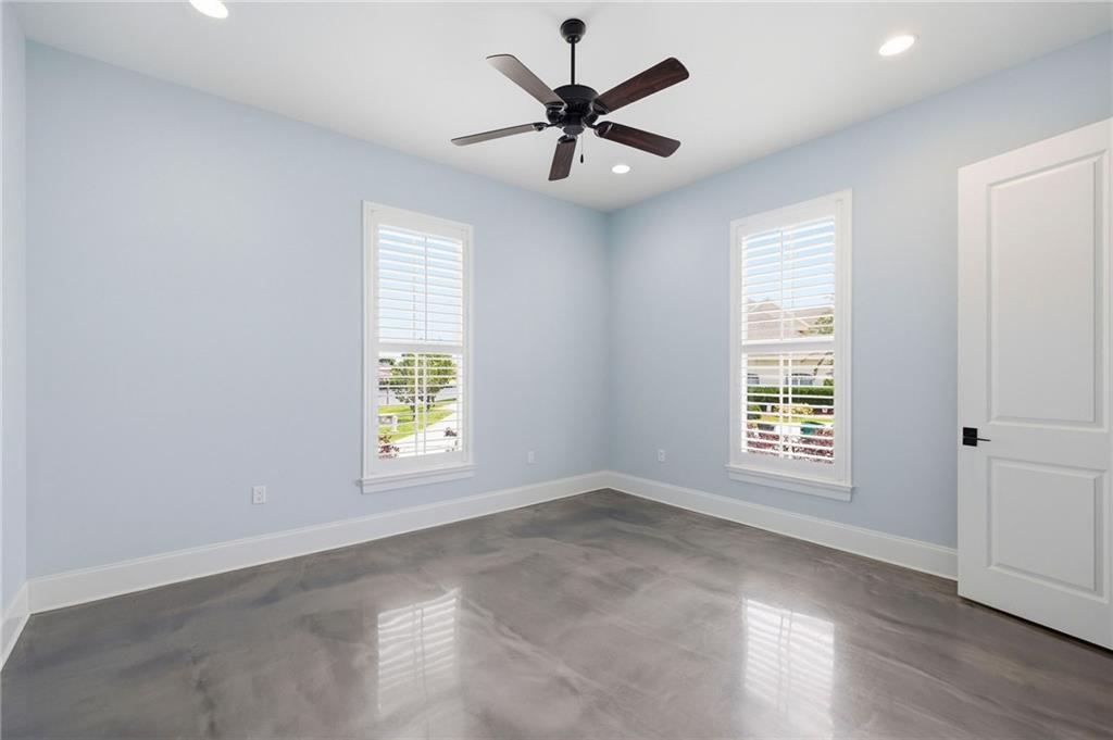 1632 VELA Cove