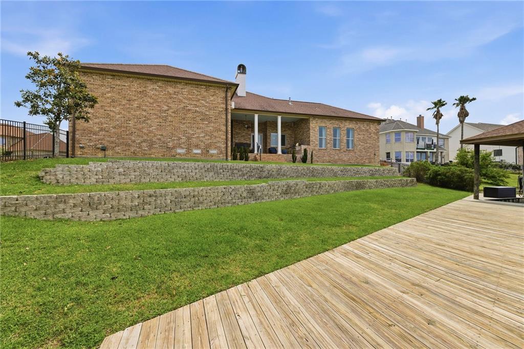 1632 VELA Cove