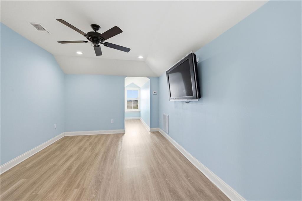 1632 VELA Cove