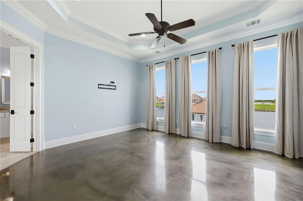 1632 VELA Cove