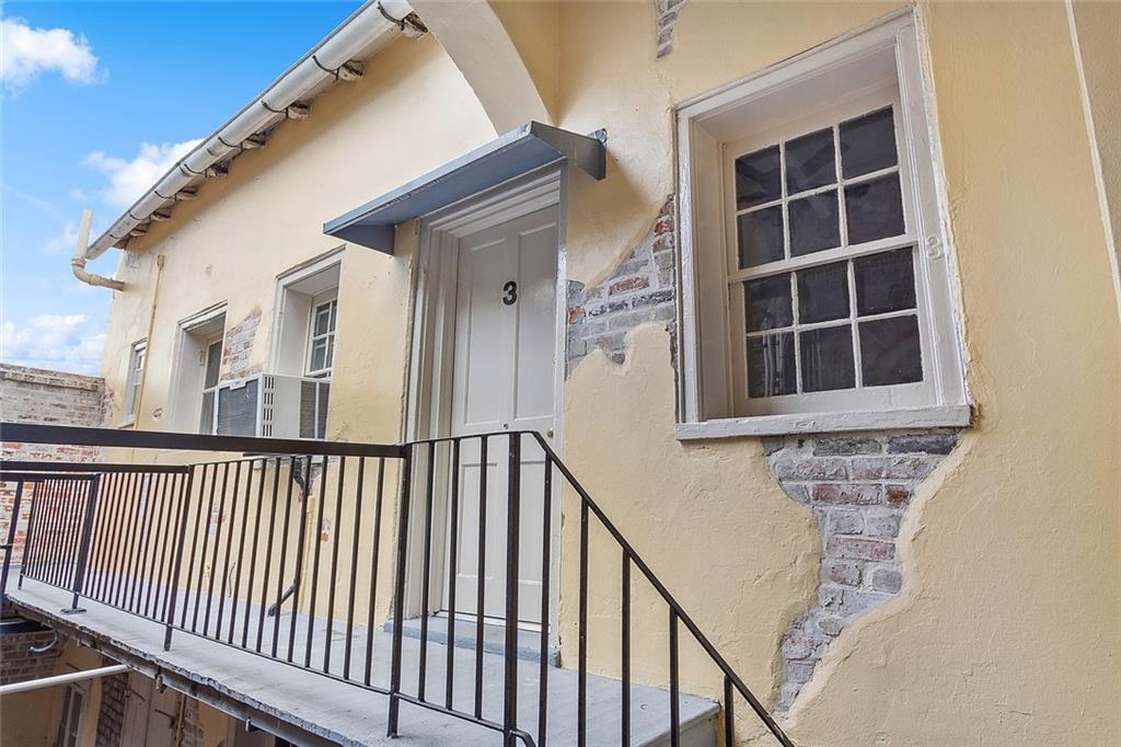 708 ORLEANS Street 3