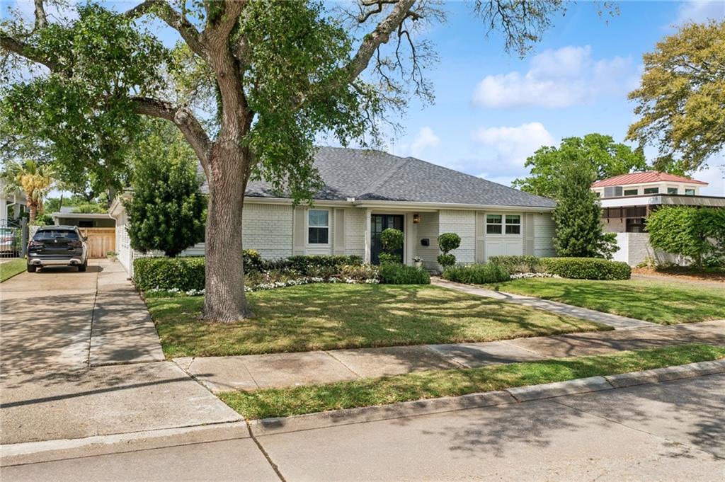 873 CRYSTAL Street