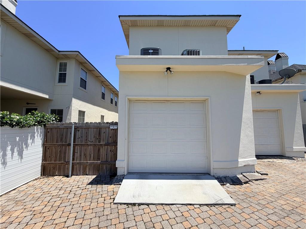 4218 TRANSCONTINENTAL Drive 4218