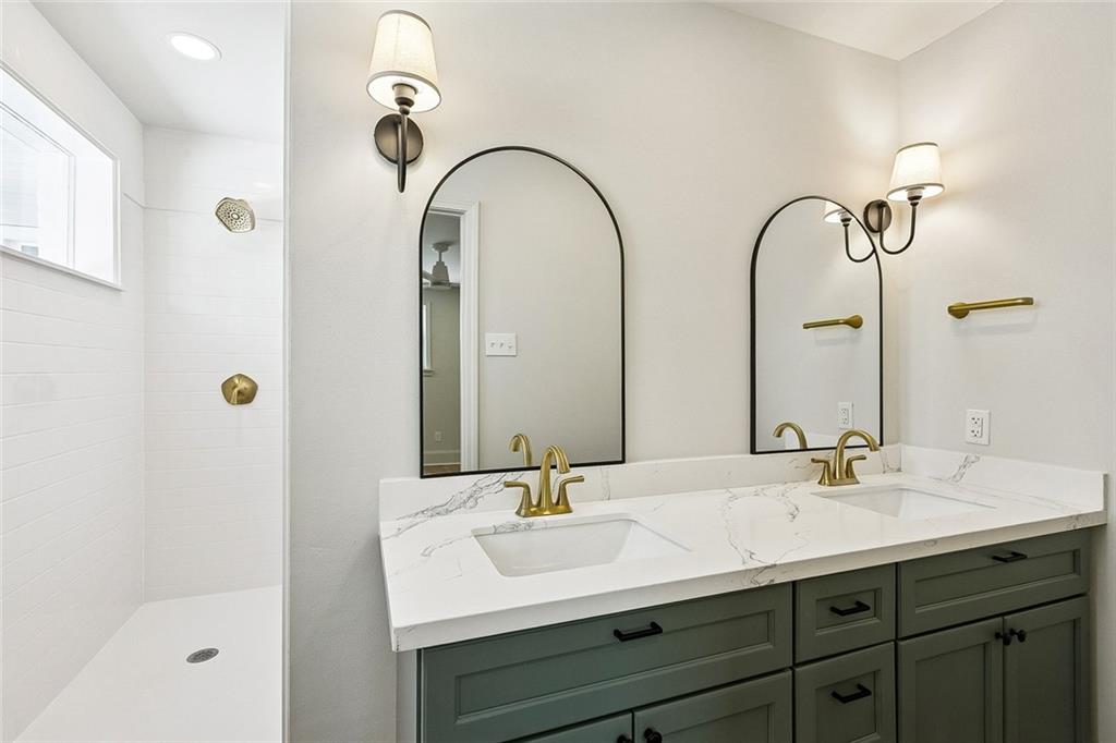 4308 TAFT Park