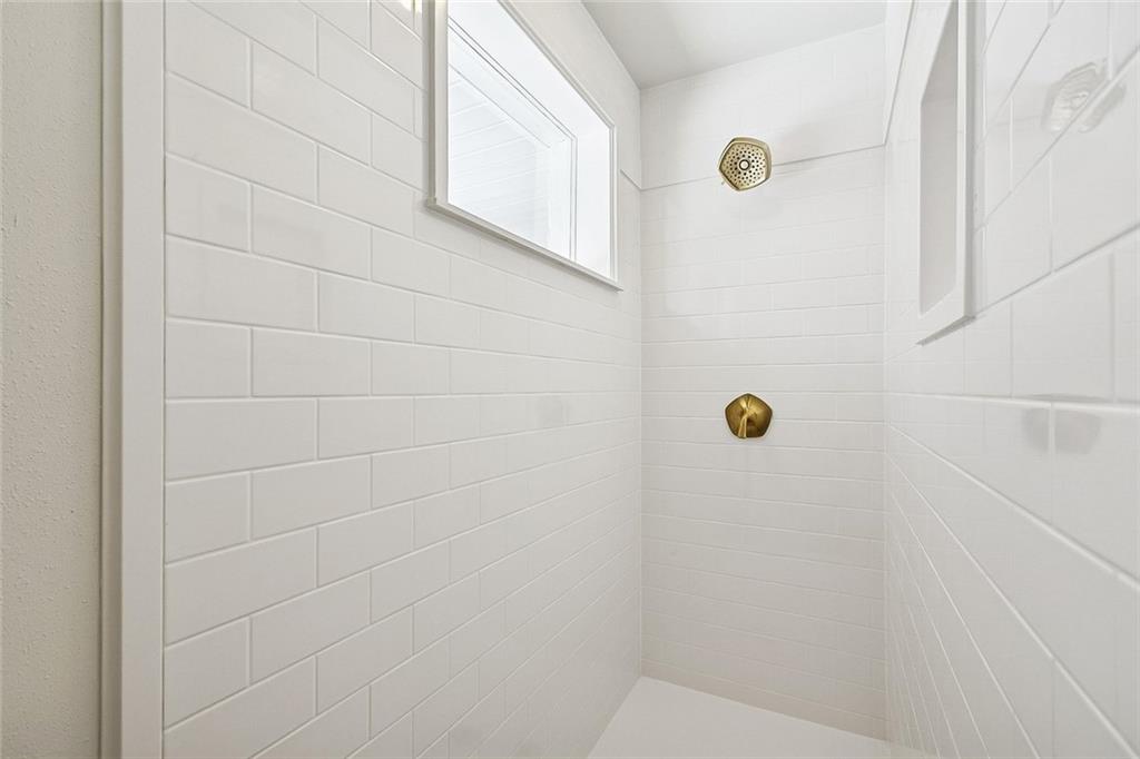 4308 TAFT Park