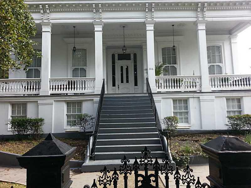 3116 PRYTANIA Street 13