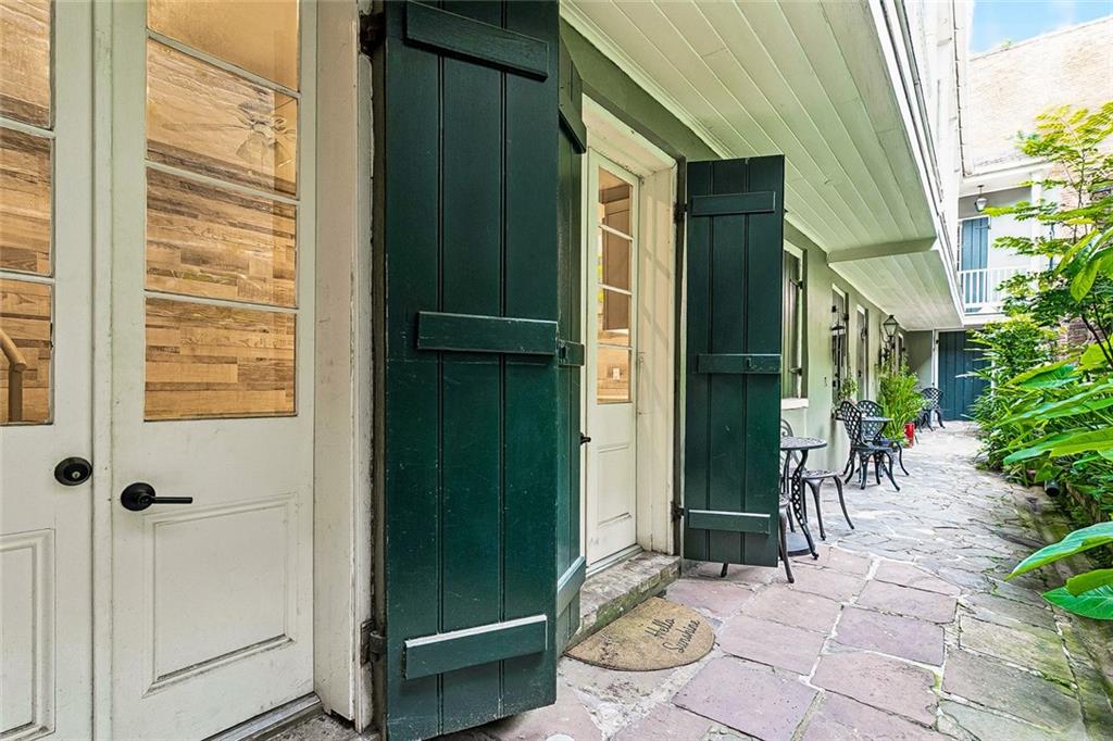 525 DUMAINE Street 102