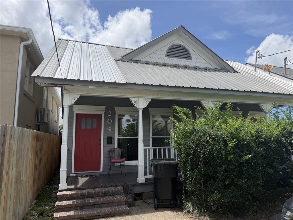 204 CHEROKEE Street