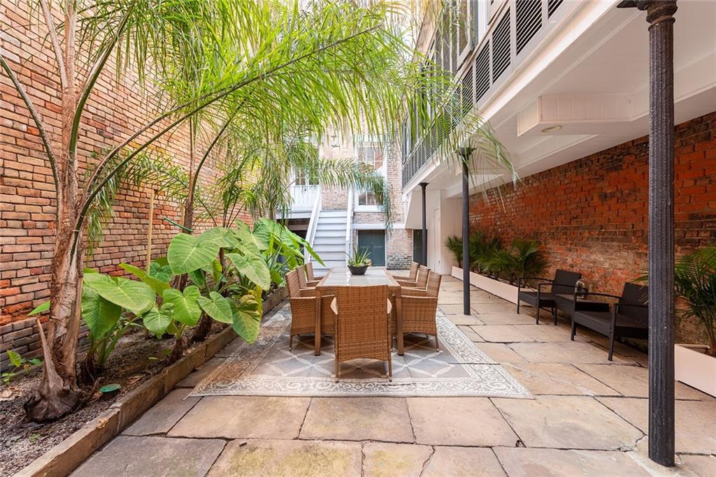 604 ESPLANADE Avenue 103