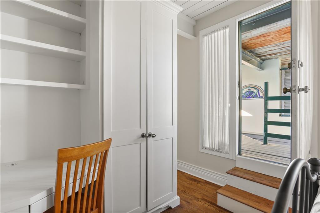 1201 CHARTRES Street 19