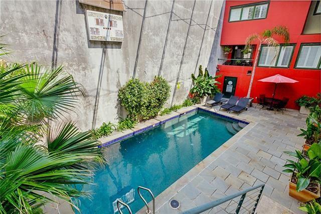 1201 CHARTRES Street 19