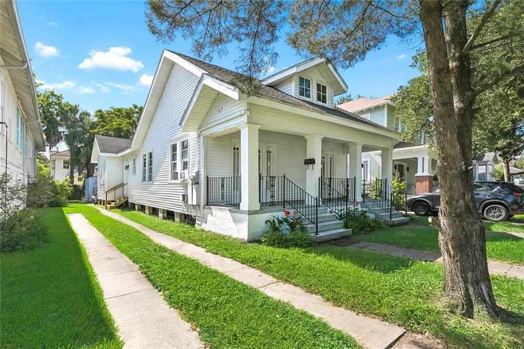 2425-27 NASHVILLE Avenue