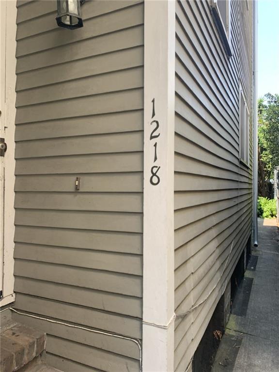 1218 JOSEPH Street Upper