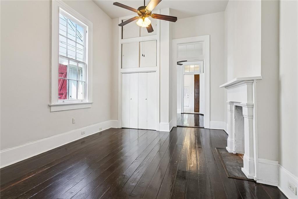 2021 BURGUNDY Street LEFT