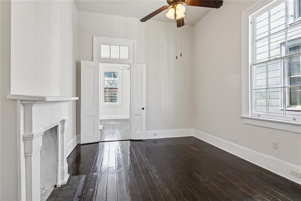 2021 BURGUNDY Street LEFT