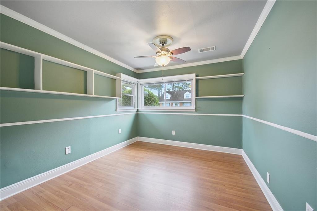 2636 SOMERSET Drive