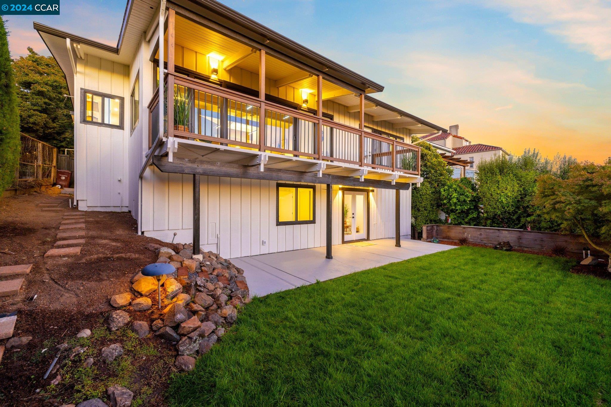 1933 Asilomar Dr