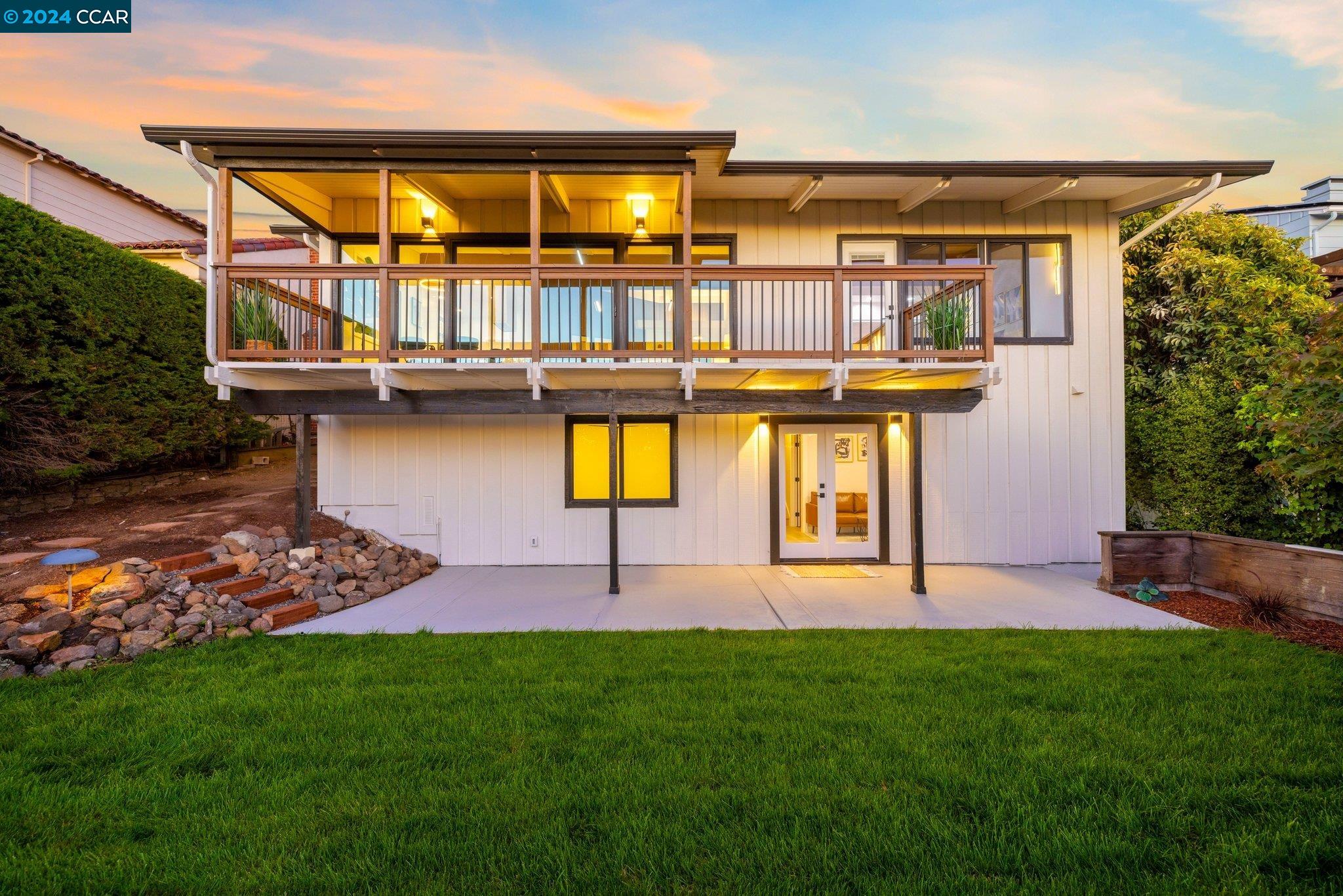 1933 Asilomar Dr