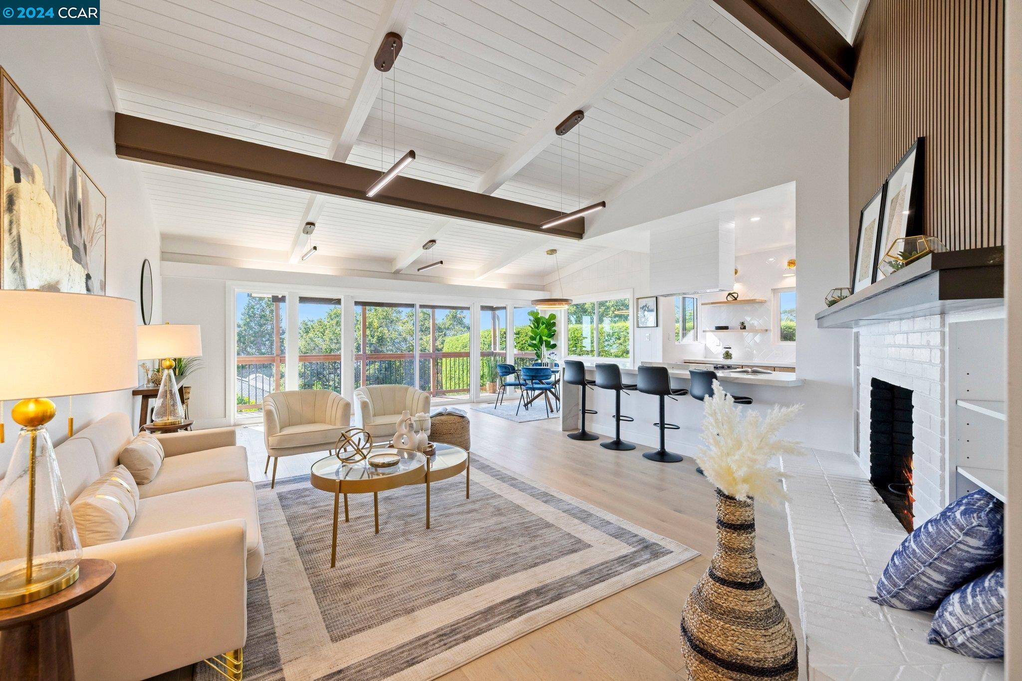 1933 Asilomar Dr