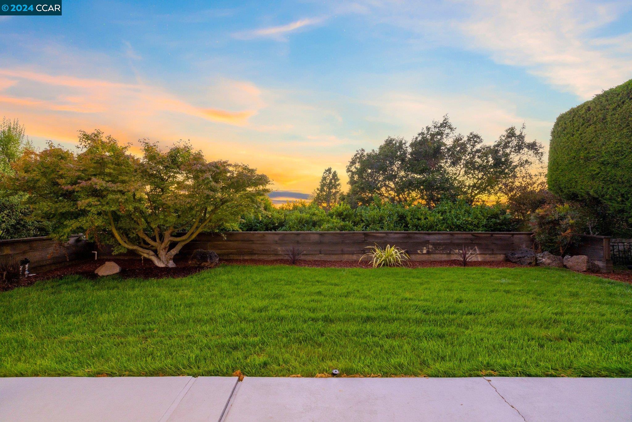 1933 Asilomar Dr