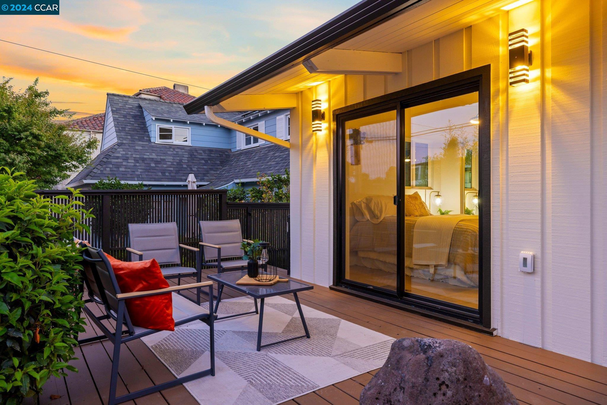1933 Asilomar Dr