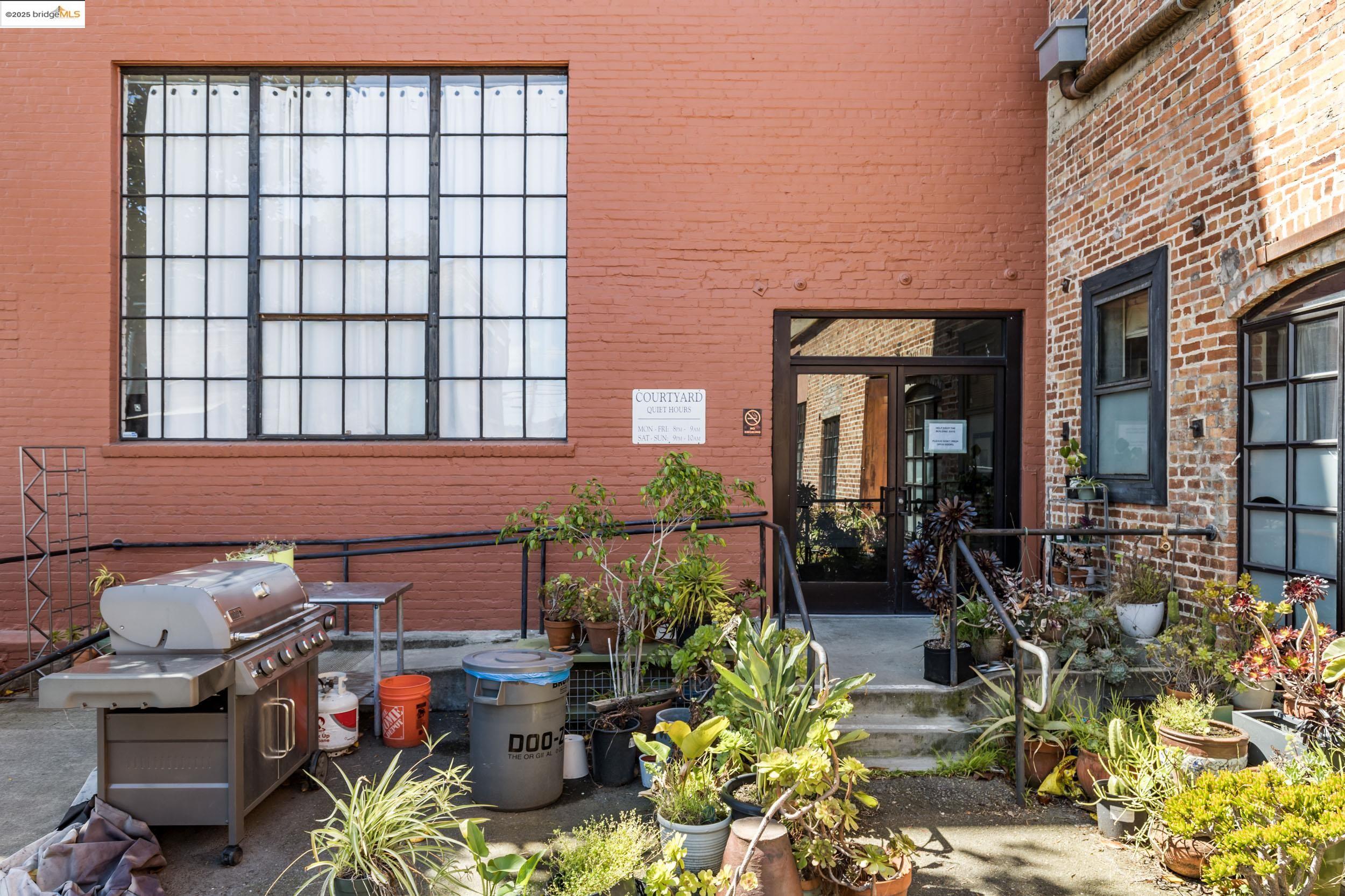 1018 4Th Ave # 302