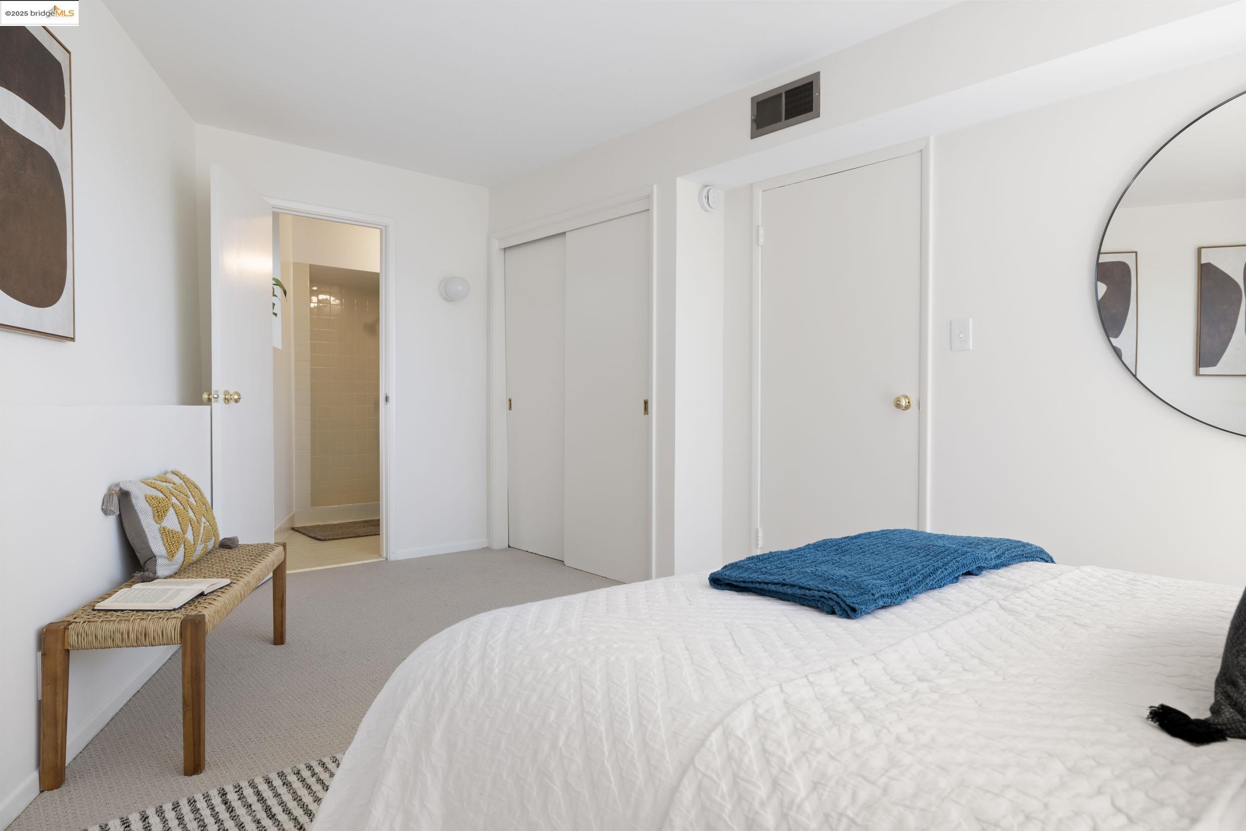 99 Eucalyptus Rd