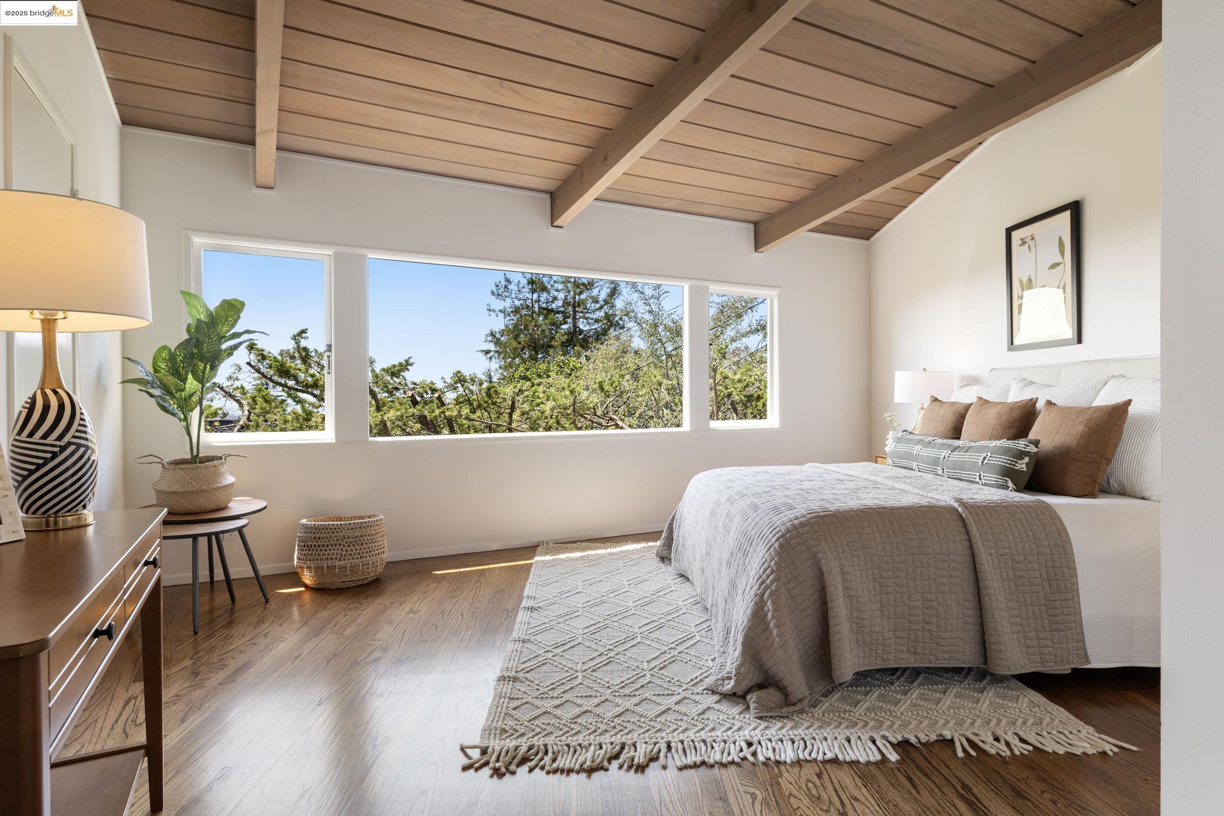 99 Eucalyptus Rd