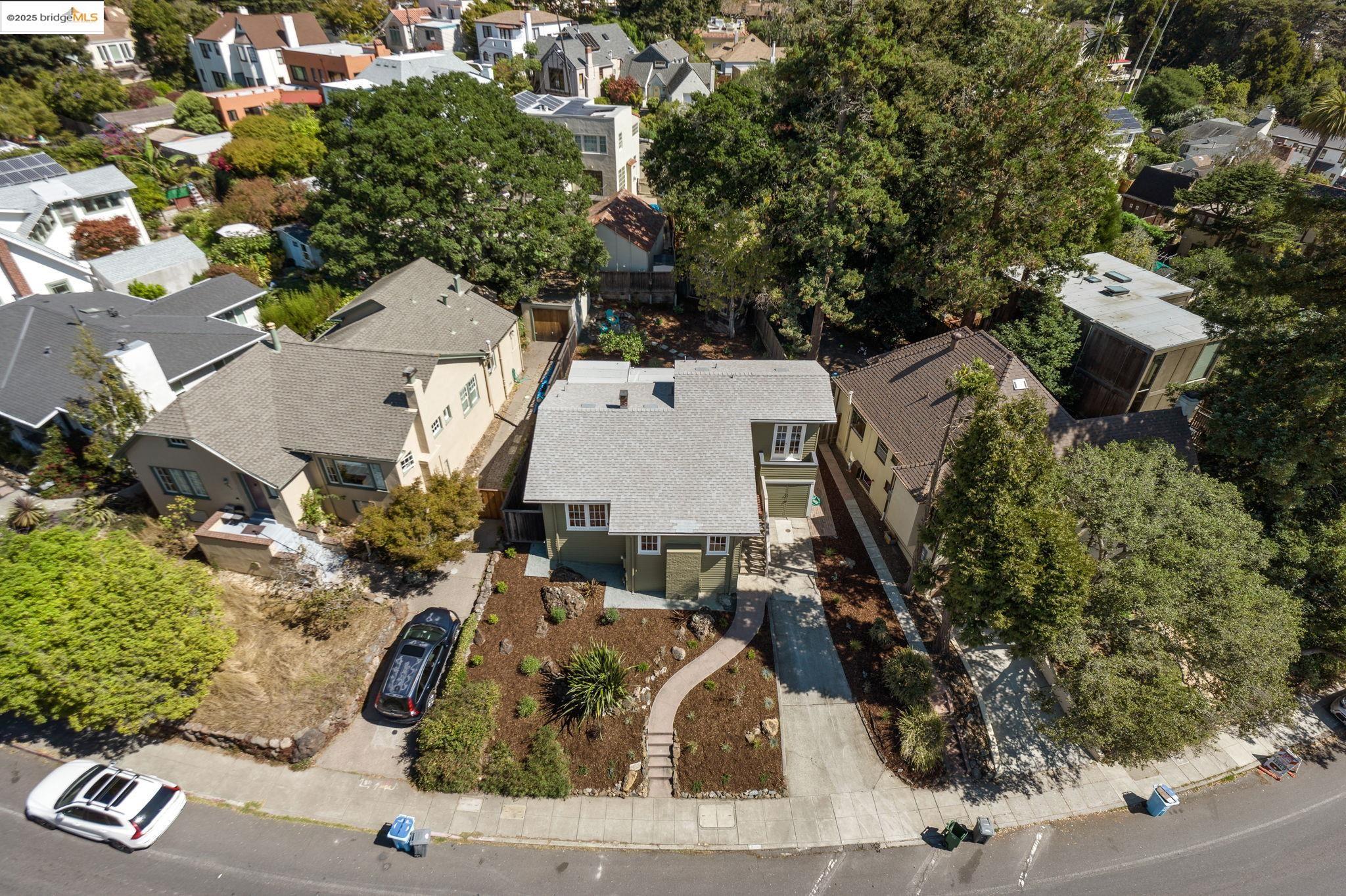 581 Arlington Ave