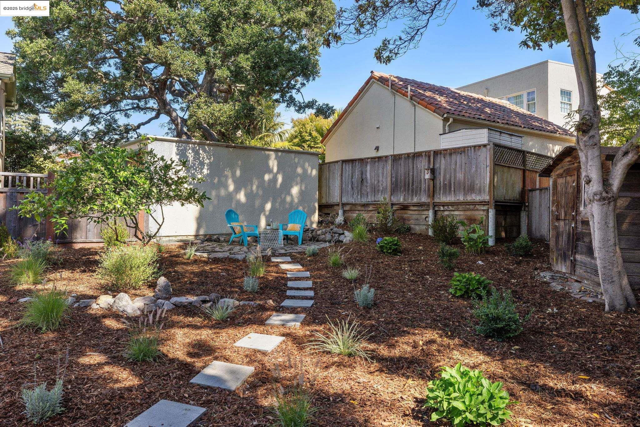 581 Arlington Ave
