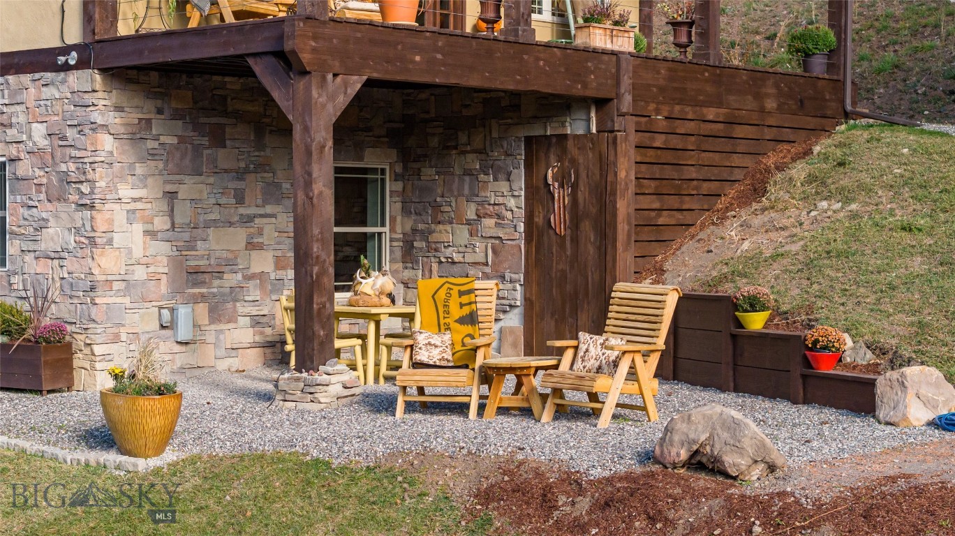 4090 Trail Creek Road