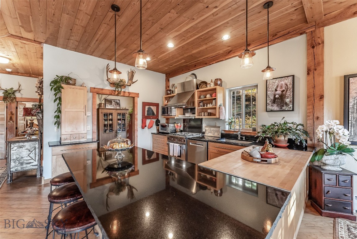 4090 Trail Creek Road