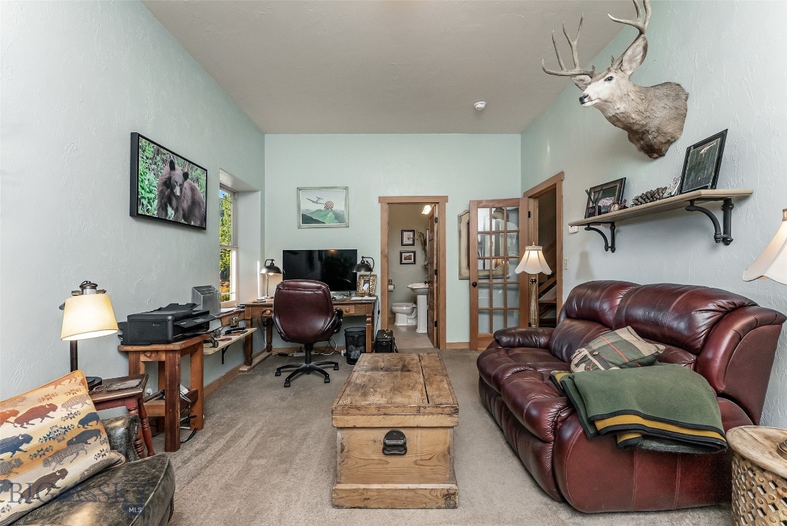 4090 Trail Creek Road
