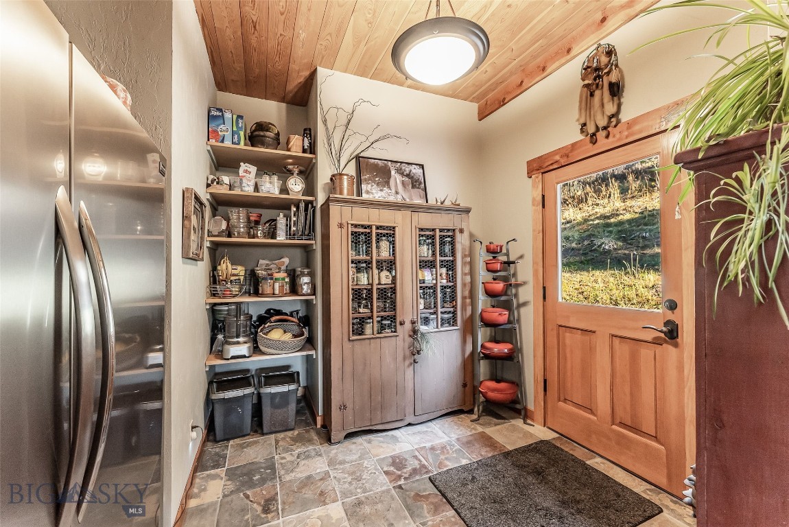 4090 Trail Creek Road