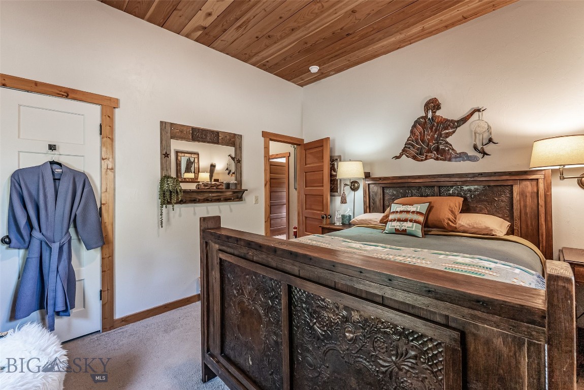 4090 Trail Creek Road