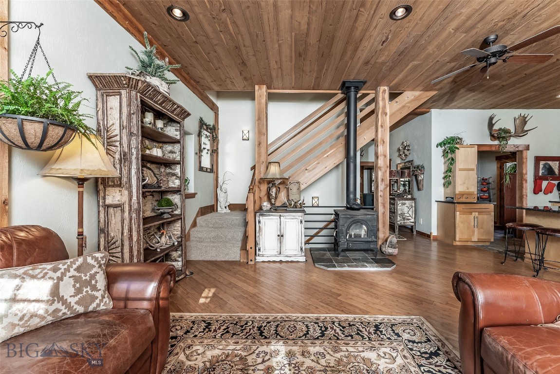 4090 Trail Creek Road
