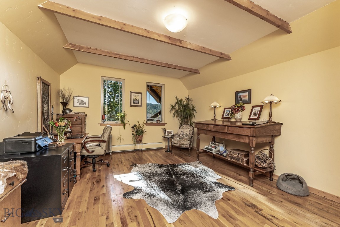 4090 Trail Creek Road