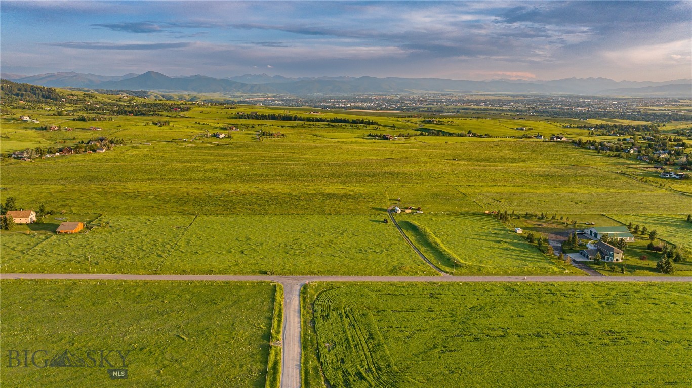Lot 1 VisAlora Lane