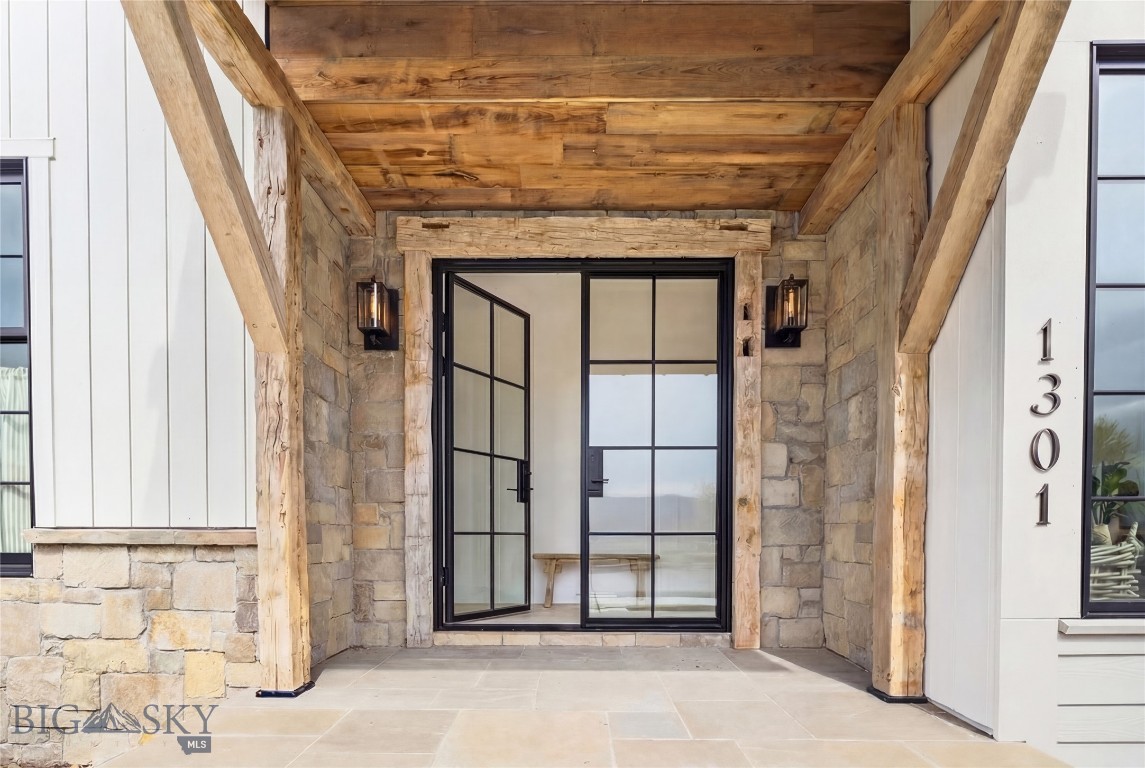 1301 Cambridge Drive