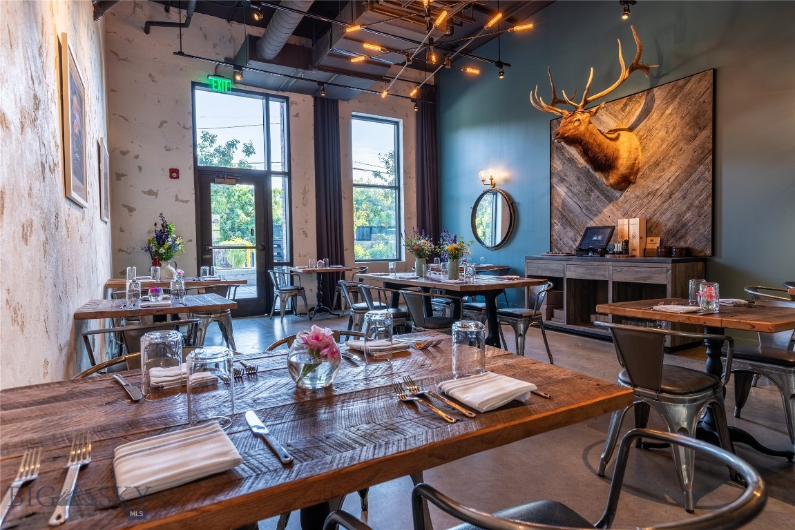 Restaurant Group With Excellent Reputation and Highly Profitable