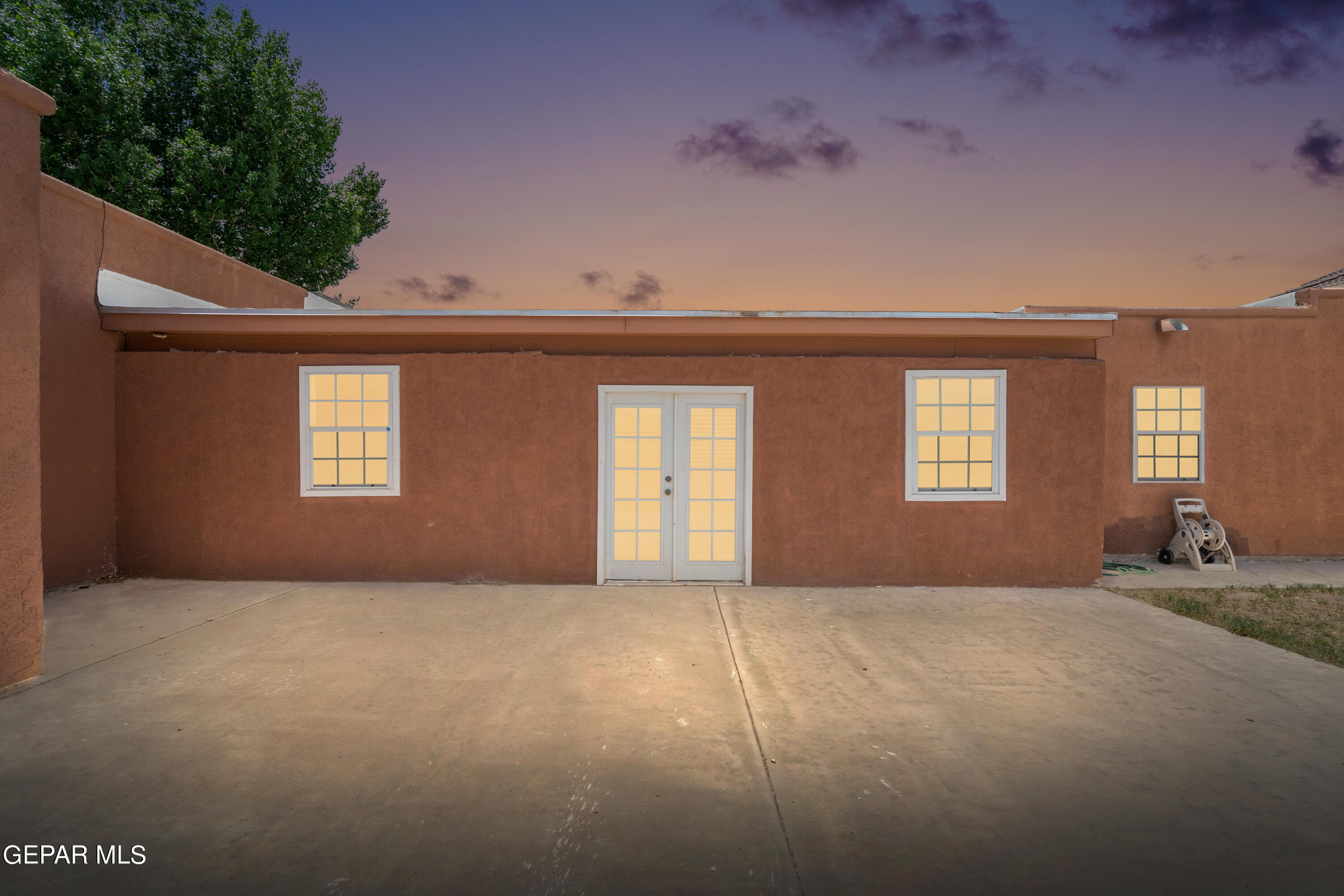 6020 VALLE ESPANOLA Lane