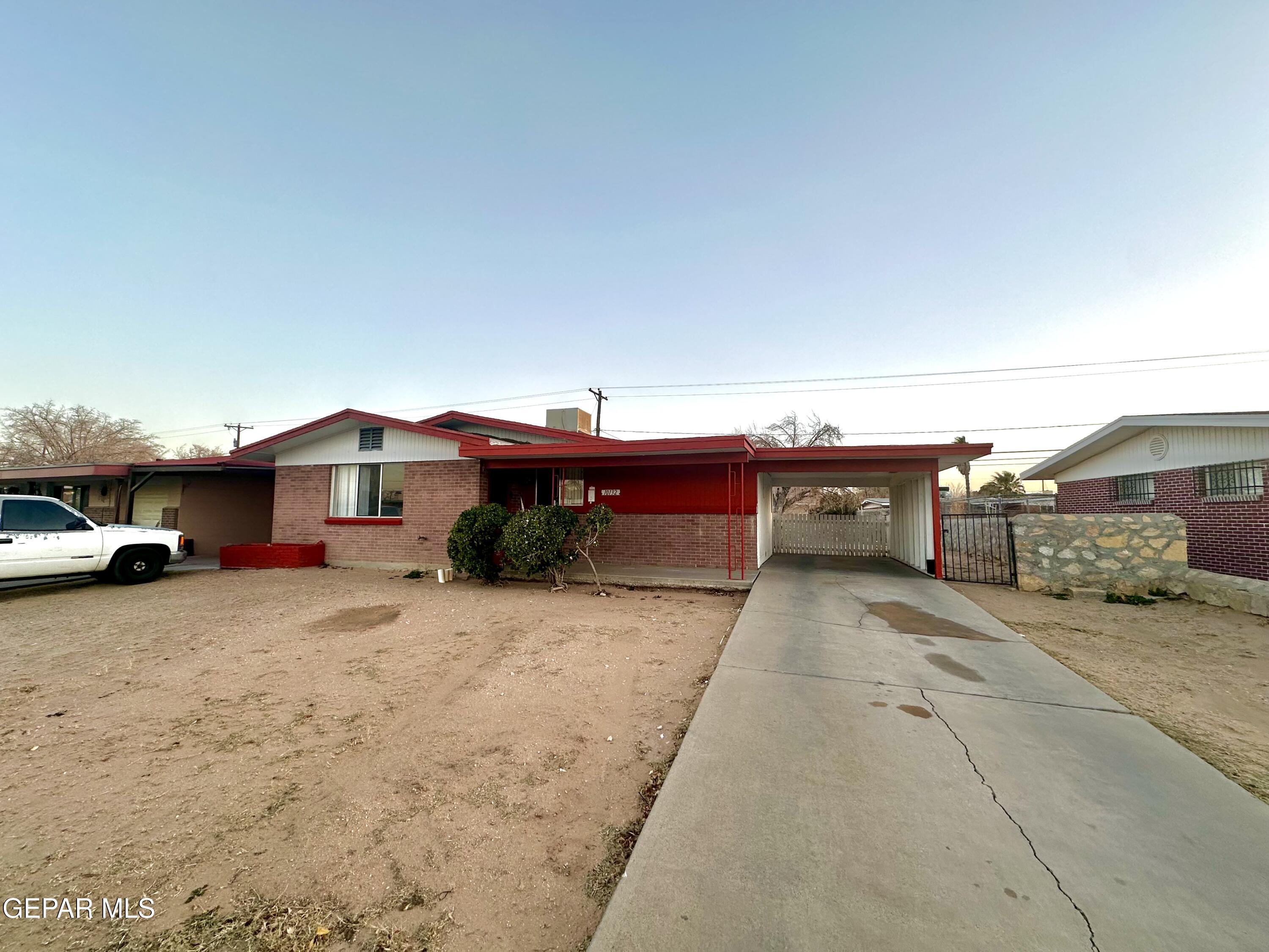 10132 Bermuda Avenue