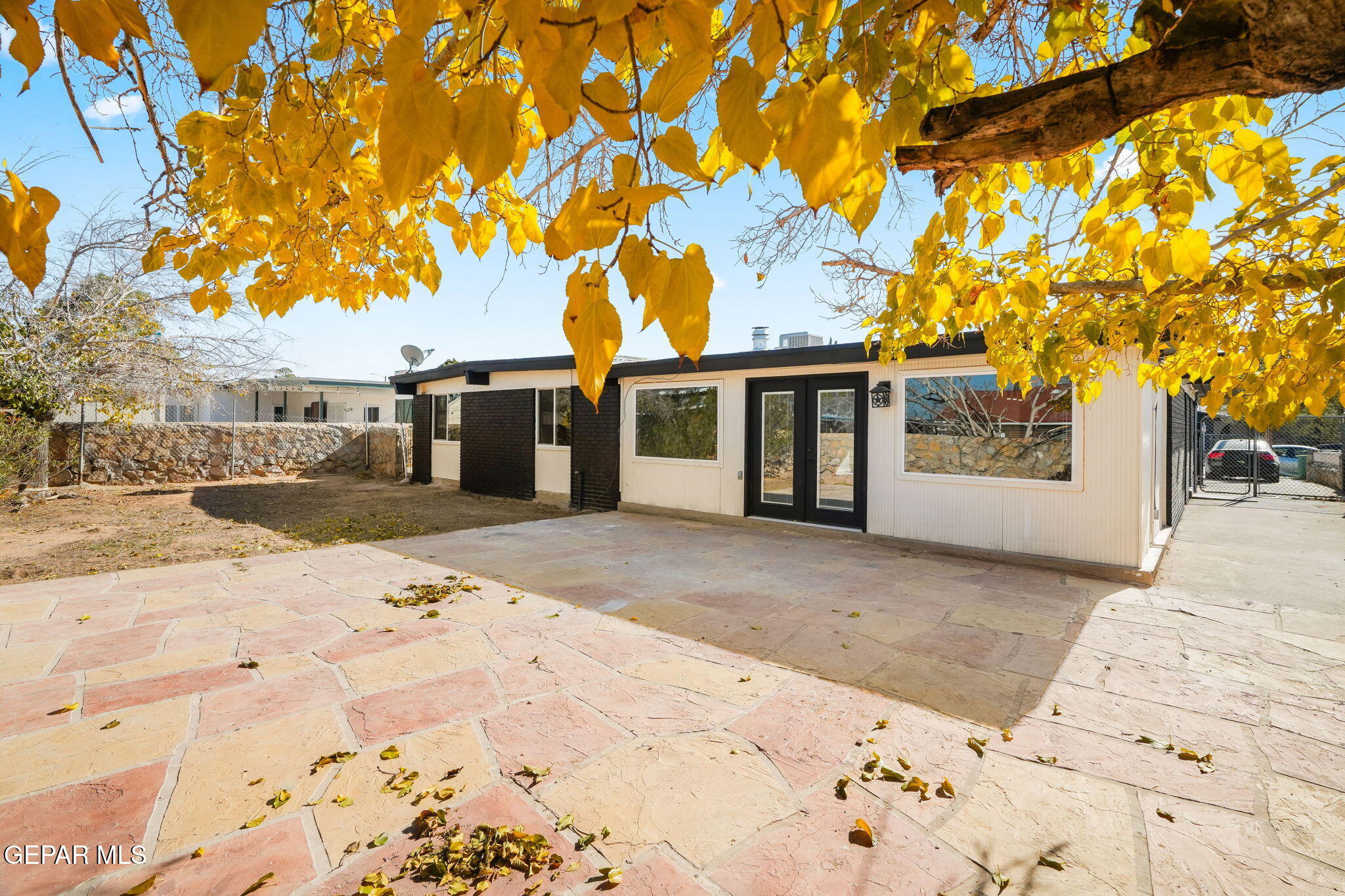 10823 Elkhart Drive Drive