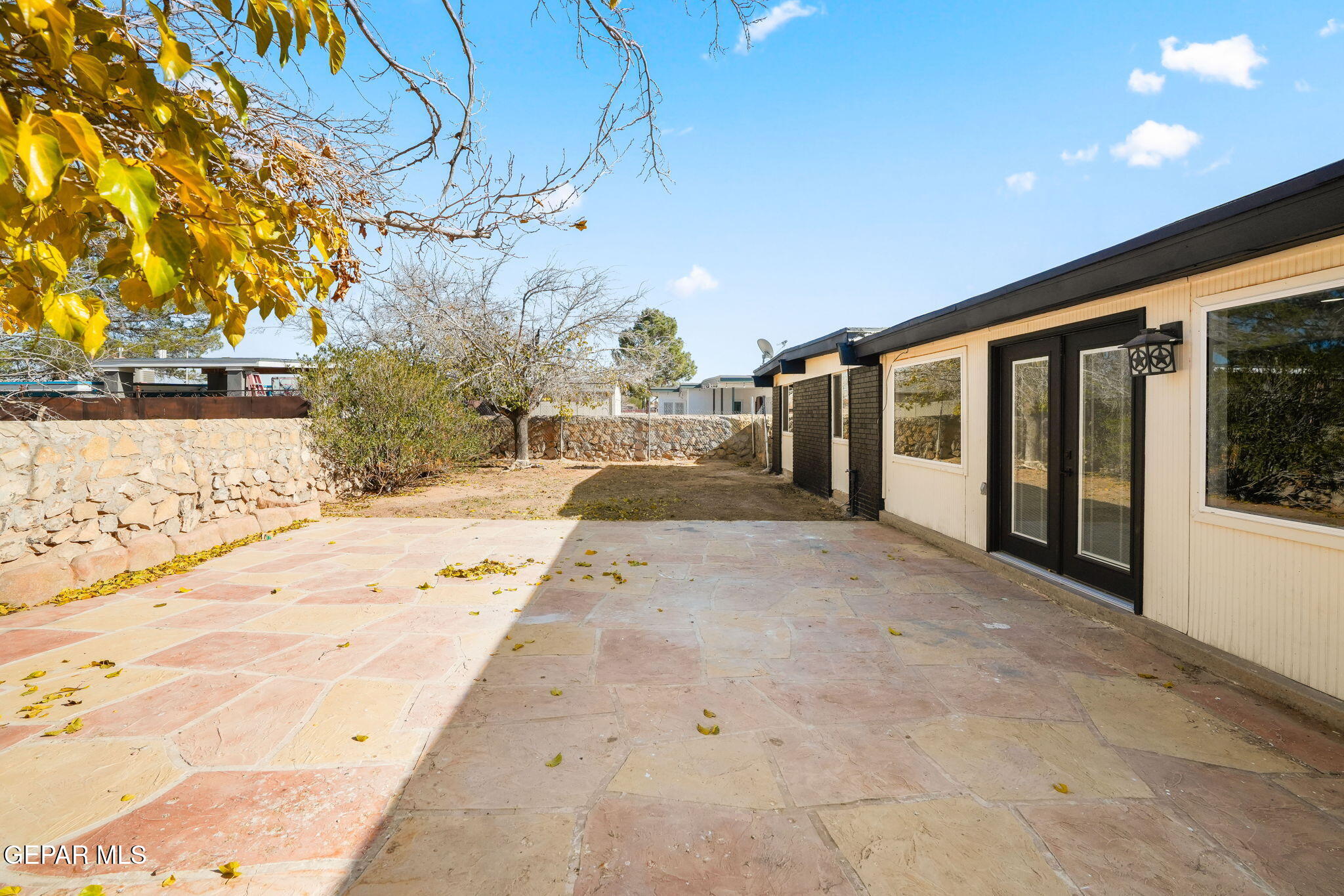 10823 Elkhart Drive Drive