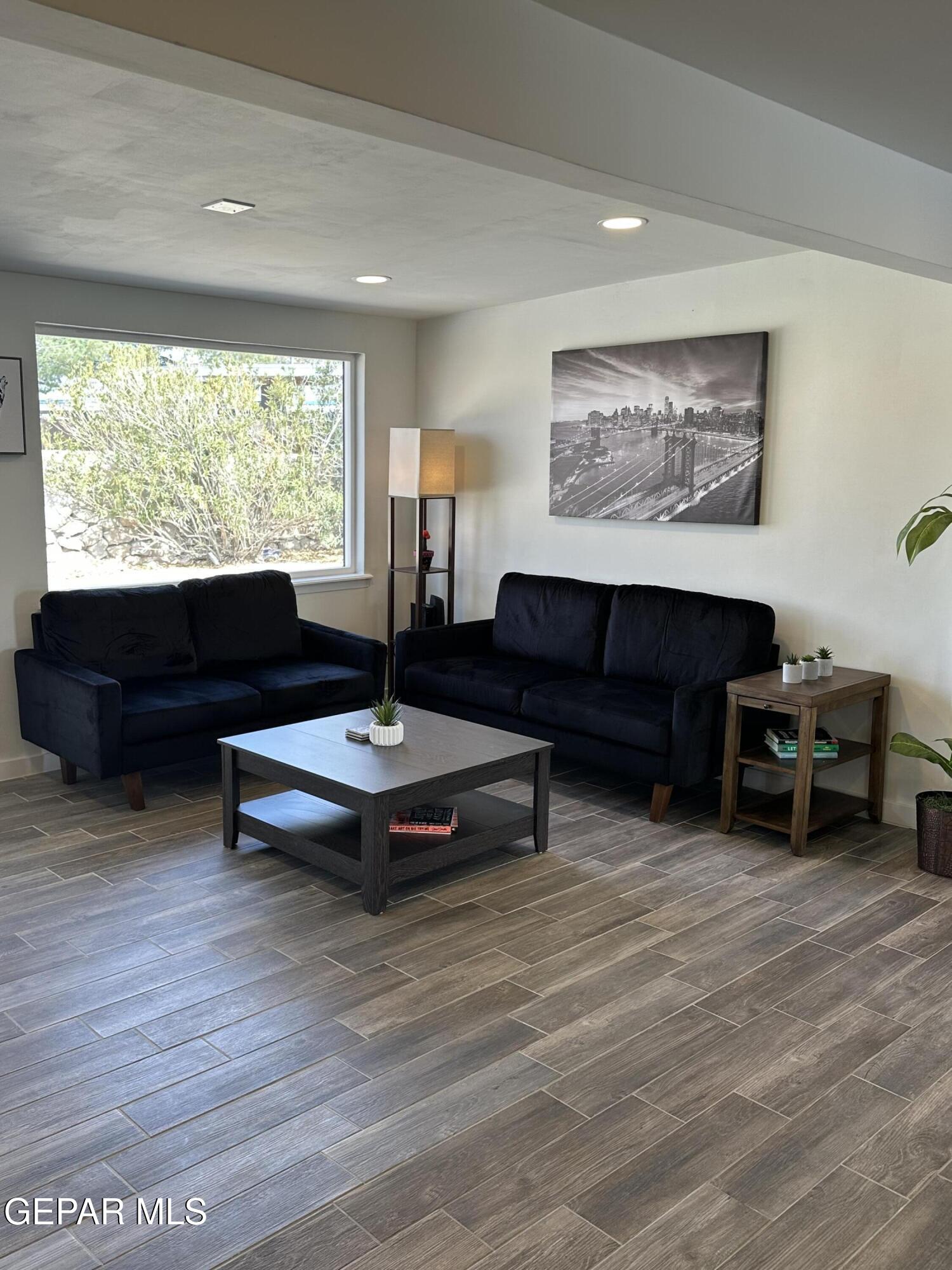 10823 Elkhart Drive Drive