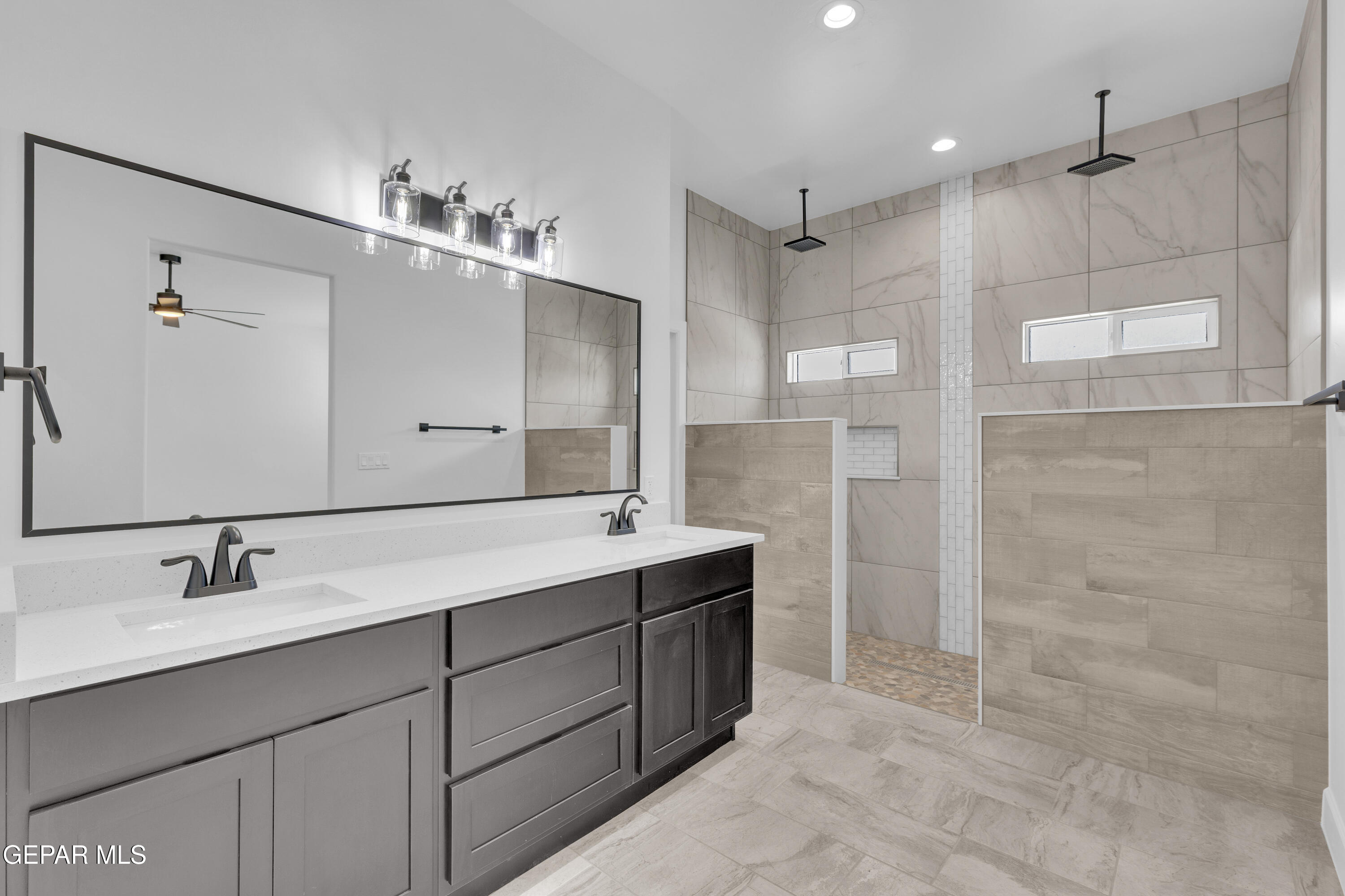 15011 Hinojos Avenue